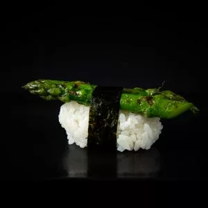 Niguiri Sushi Espárragos Grillados Noe Sushi Bar